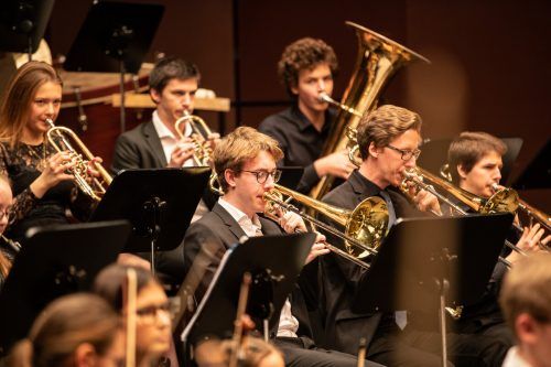 Das Jugendsinfonieorchester Dornbirn wird von Ivo Warenitsch geleitet.