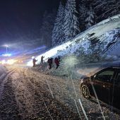 Schneebrett auf Landesstraße