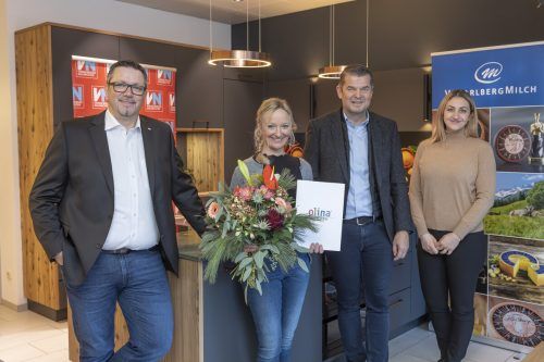 Die in Gargellen sesshafte Manuela Ganahl war überwältigt von ihrem Gewinn und konnte ihr Glück kaum in Worte fassen. VN/Paulitsch