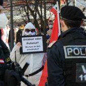 „Stimmung auf Demos immer aggressiver“