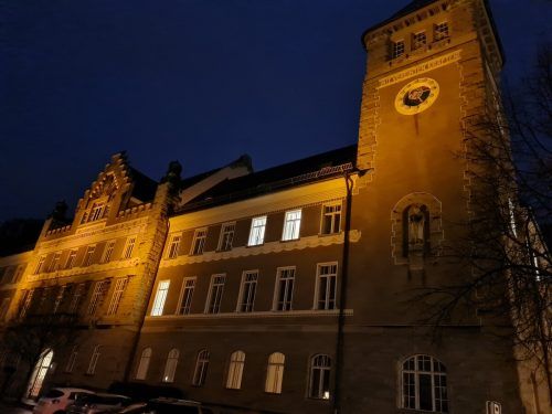 Feldkirch besitzt großartige Jugendstil-Bauten wie das Landesgericht. stadt