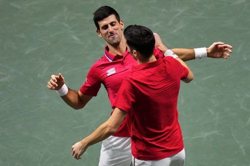 Jubel nach dem Sieg im Doppel bei Nikola Cacic und Novak Djokovic. ap