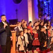 Benefizkonzert mit Markus Wolfahrt und Kinderchor