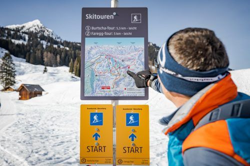 Ab dem Wanderparkplatz auf der Tschengla starten zwei einfache Skitouren. Die Abfahrt erfolgt jeweils über eine Piste. Roman Nöstler