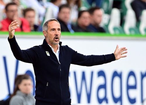 Adi Hütter steht im Moment im Regen. Mit Mönchengladbach steuert er jetzt auf den Abstiegskampf zu. GEPA