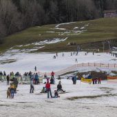 Heimische Skigebiete lechzen nach Neuschnee