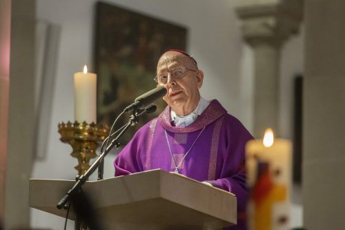Altbischof Klaus Küng sprach über seinen Nachfolger.