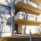 Pflegeheimbewohner auf Balkon verbrannt