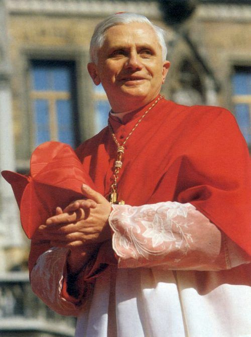 Benedikt xvi. Seine Weigerung, Fehler einzugestehen, entfremde die Glaubensgemeinschaft.