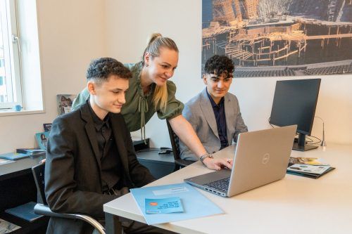 Den Lehrlingen stehen nach der Lehre alle Türen offen. Der diesjährige Lehrlingsinfotag findet am 25. Februar statt. Sparkasse