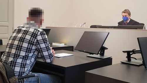 Der Angeklagte wurde mit einer Geldbuße von 150 Euro belegt. eckert