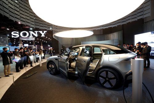 Der japanische Hightech-Konzern Sony nutzte die Fachmesse CES, um die Studie eines eigenen Elektro-Fahrzeugs zu präsentieren. Reuters