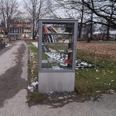 Offene Bücherschränke aufgestellt