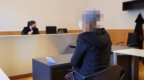 Die Angeklagte wurde zu einer teilbedingten Geldstrafe von 1800 Euro verurteilt.  ECKERT