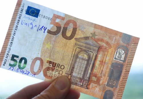 Jede zweite Fälschung entfällt in Vorarlberg auf den 50-Euro-Schein.  DPA