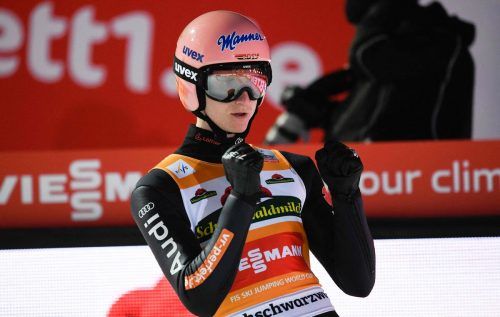 Karl Geiger festigte seine Führung im Gesamtweltcup. GEPA