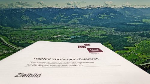 Mit dem Beschluss des Zielbildes der 13 Regio-Gemeinden ist die erste Phase des regREK Prozesses abgeschlossen. Regio