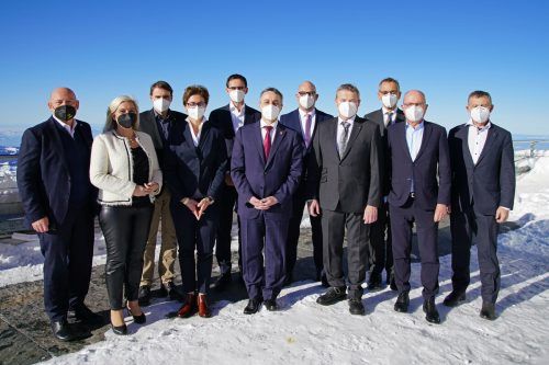 Mitglieder der IBK traten im 50. Jubiläumsjahr auf dem Säntis zusammen. VLK