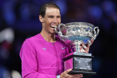 Rafael Nadal hat sich mit seinem zweiten Titelgewinn bei den Australian Open zum alleinigen Grand-Slam-Rekordchampion gekrönt. Reuters
