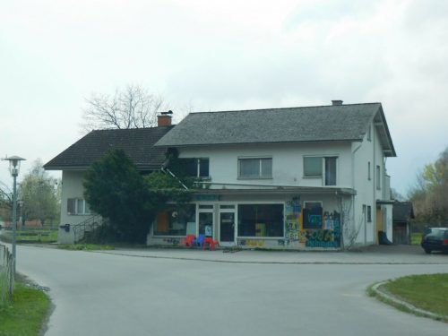 Trotz eines Rücklagenrückgangs sollen für 2023 anstehende Projekte, wie die Arztpraxis beim Nebauprojekt bei der ehemaligen Bäckerei Kühne, gesichert sein.