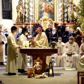 Zum Priester geweiht