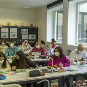 Die Leiden der maskierten Lehrer