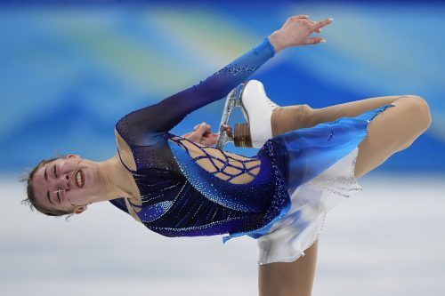 Ausdrucksstark präsentierte sich Olga Mikutina bei ihrer Kürdarbietung im Olympischen Eiskunstlaufbewerb in Peking. apa, Reuters