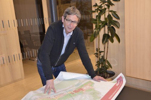 Bürgermeister Hans Peter Pfanner sieht einer Zukunft mit einigen Bauprojekten entgegen.  DOB
