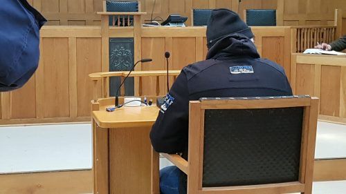 Der Angeklagte muss in eine Anstalt für abnorme Rechtsbrecher. Eckert