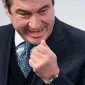 Politik in Kürze