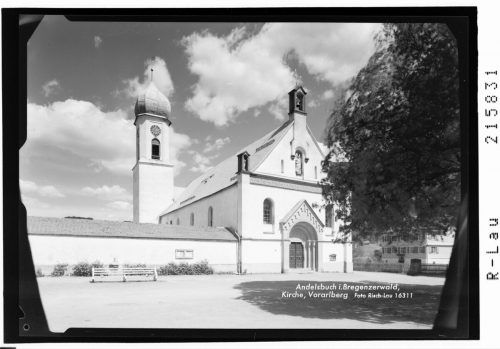 Die Kirche in Andelsbuchvor 60 Jahren.