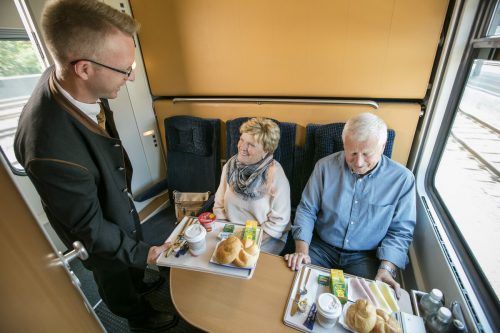 Die ÖBB bilden einen neuen Lehrberuf im Mobilitätsservicebereich aus.  ÖBB