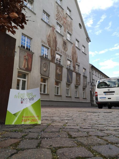 Die Stadt Feldkirch erfüllte alle erforderlichen Qualitätskriterien für das Prädikat „Ausgezeichneter familienfreundlicher Betrieb“. Stadt FEldkirch