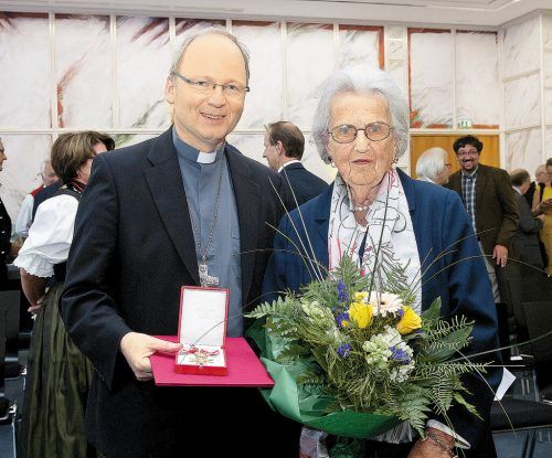 Eleonore Schönborn mit Bischof Benno.