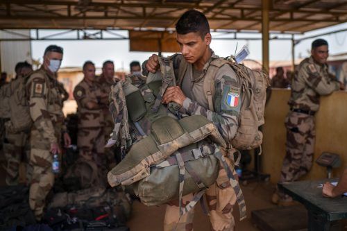 Frankreich gab das Ende von zwei Missionen in dem Land bekannt.  AP