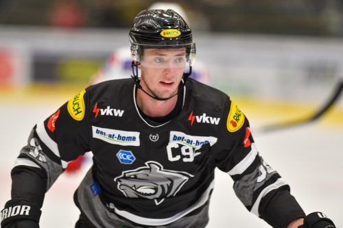 Geht ab sofort für den EHC Lustenau auf Torejagd: Stefan Häußle. gepa