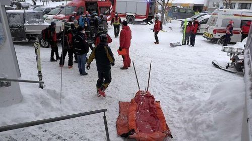 Großeinsatz: Im Skigebiet Warth-Schröcken sind am Dienstag mehrere Wintersportler ganz oder teilweise verschüttet worden.  poggioli