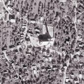 Mit der Kirche ums Dorf. Das 1950er-Jahre-Luftbild-Quiz