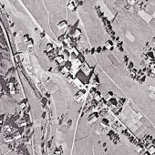 Mit der Kirche ums Dorf. Das 1950er-Jahre-Luftbild-Quiz