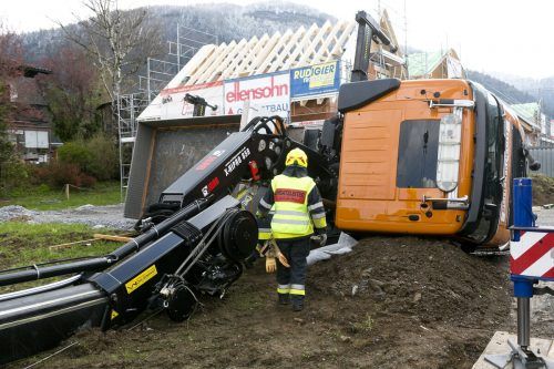 Im April 2021 rückte die Feuerwehr Göfis etwa zu einem Lkw-Kran-Unfall aus. Mathis