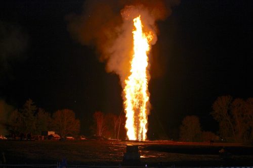 In Lustenau brennt heuer wieder ein Funkenfeuer. 