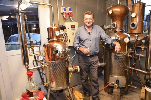 Josef Nessler – ein leidenschaftlicher Schnapsbrenner mit Tradition.  DOB