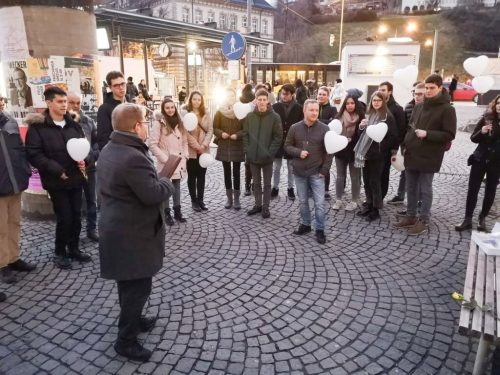 Jugendseelsorger Fabian Jochum versucht, Paare zusammenzuführen.  Junge Kirche/Peter