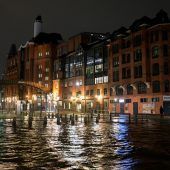 Fischmarkt erneut unter Wasser