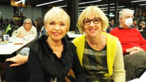 Literarisches präsentierten auch Dorit Wilhelm und Gabi Fleisch. 
