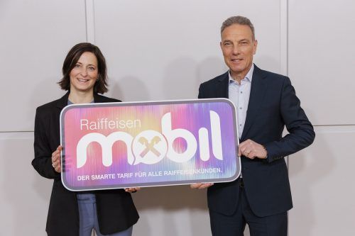 Petra Walter, Geschäftsführerin der Zentralen Raiffeisenwerbung, und Ventocom-Chef Michael Krammer. raiffeisen