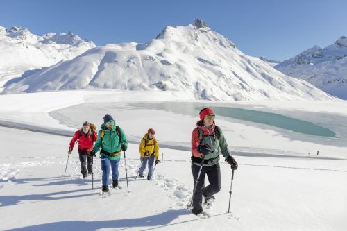 Schneeschuhwandern wird immer beliebter. 20 Prozent der Wintertouristen kommen nicht hauptsächlich zum Skifahren ins Montafon. Stefan Kothner