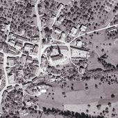 Mit der Kirche ums Dorf. Das 1950er-Jahre-Luftbild-Quiz