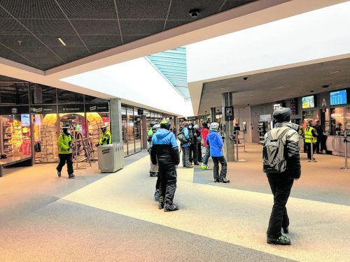 Vom neuen Terminal aus noch schneller zum Skifahren und Sightseeing.