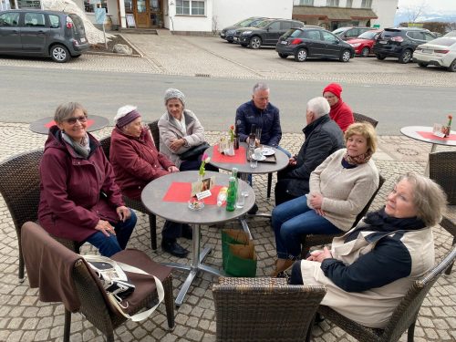 Alle haben gute Laune. PVö